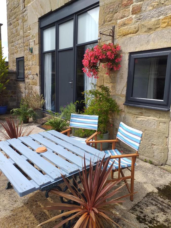 The Threshing Barn Apartment Harrogate Exterior photo