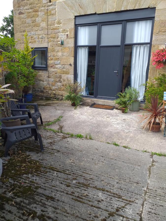 The Threshing Barn Apartment Harrogate Exterior photo